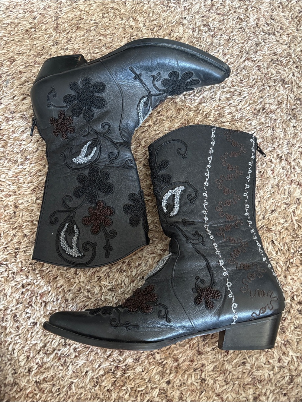 Artemis Design Co. Black Floral Embroidered Western Heeled Boots - Picture 2 of 6
